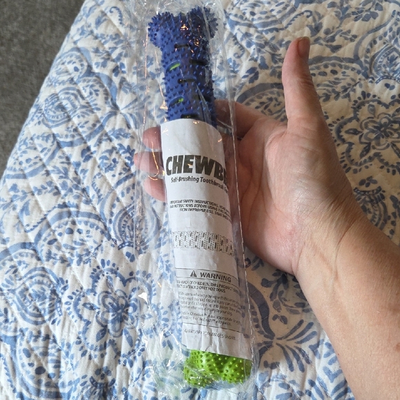 Chew Self Brushing Toothbrush for Pets - Picture 1 of 2